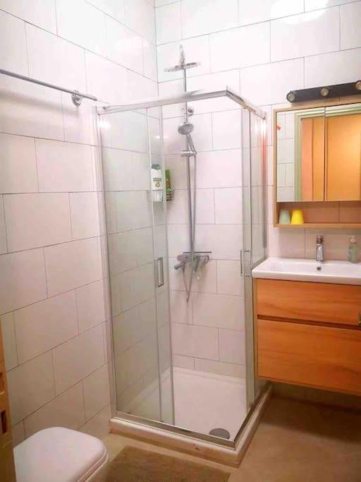 Edem Beach Front Athens Ngoại thất bức ảnh